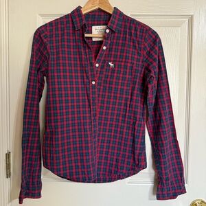 Abercrombie & Fitch Women’s Red and Navy Plaid Shirt Preppy Y2K Size XS